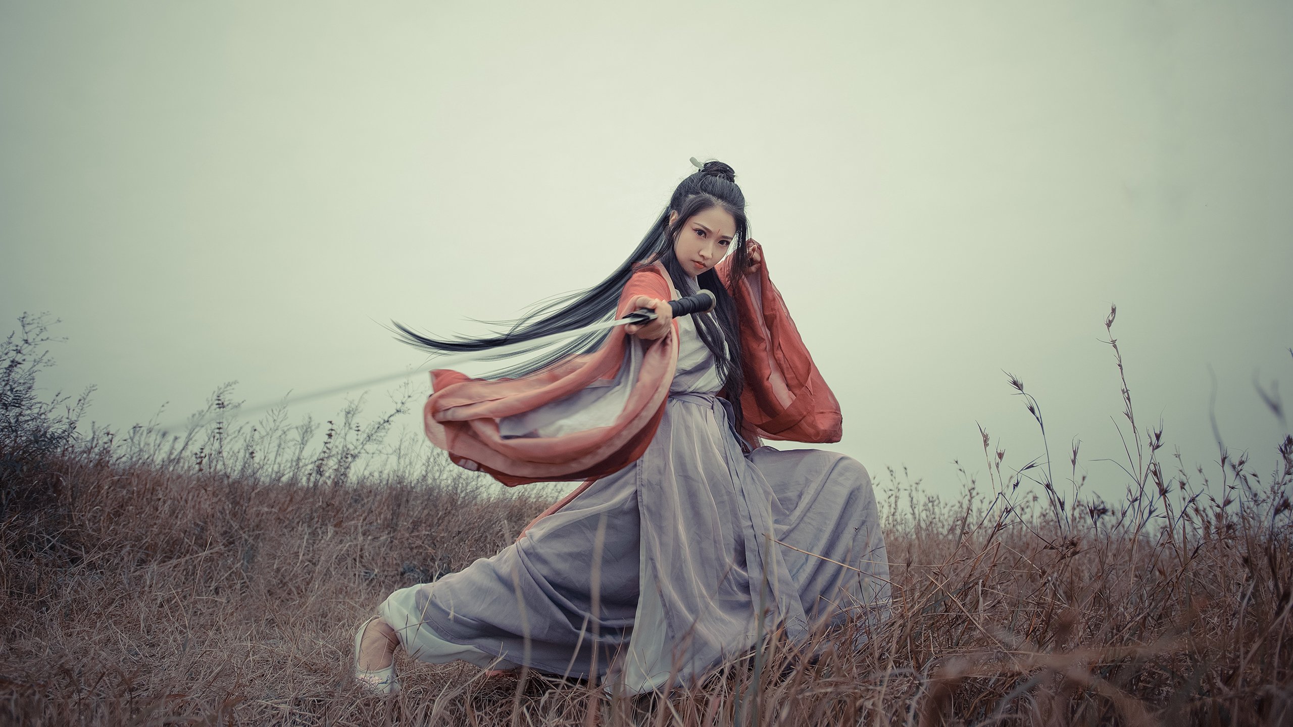 巅峰对决,法网何以险胜澳网,辛纳独领风骚?