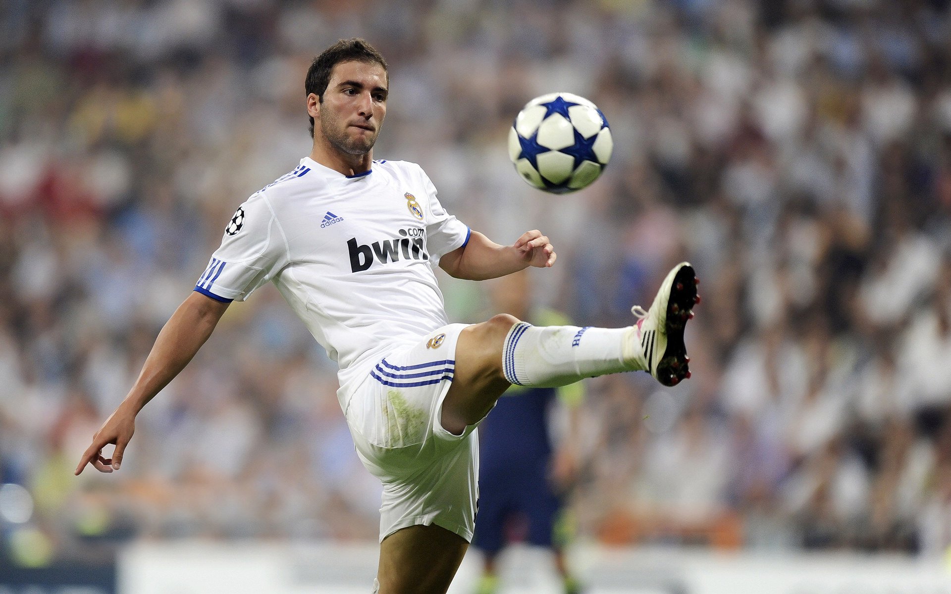 从无名之辈到世界之巅，美加墨世界杯之夜，戈麦斯如何用一记绝杀证明自己