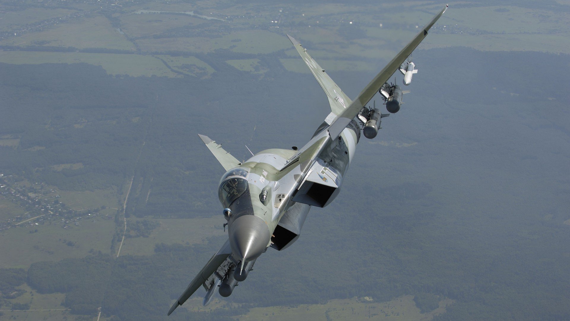 中东足球遇上非洲雄狮，当伊朗的稳健哲学终结喀麦隆的狂野美学