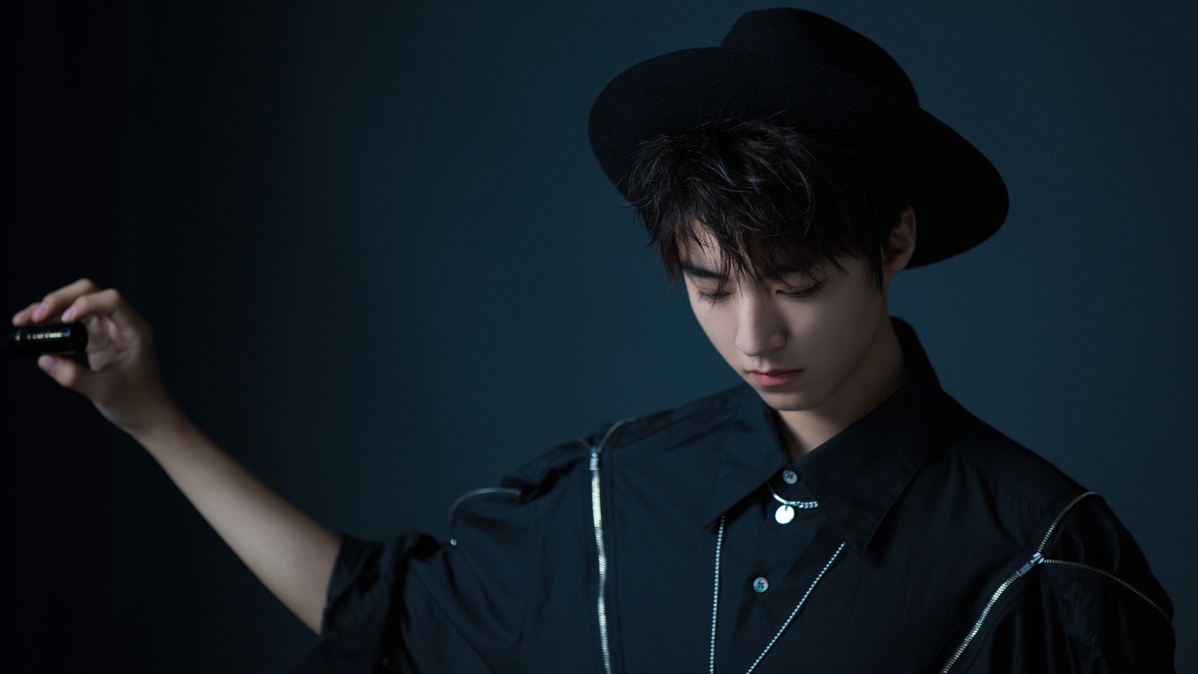 夜战霓虹,特奥唯一超车,铸就街道赛不朽传奇